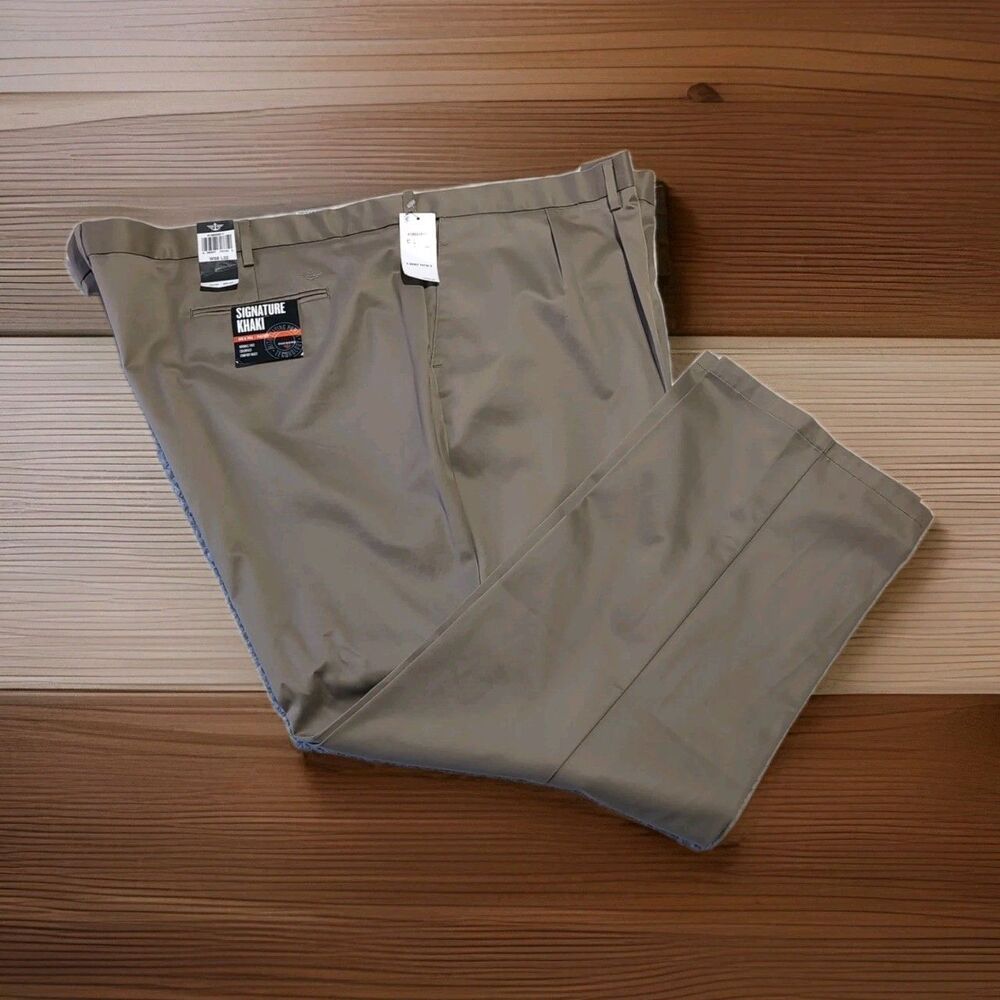 Dockers Signature Khaki Tan Casual Pants Men’s 58x32 Pleated Classic Straight